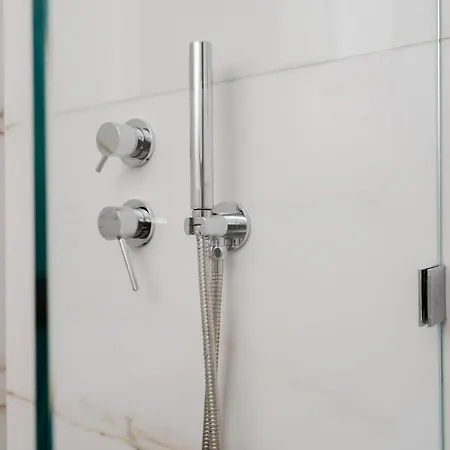 Nexus Downtown Апартаменты *