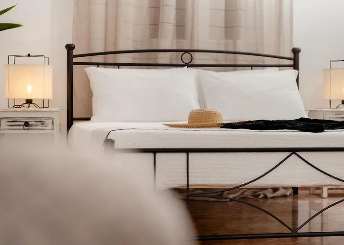 Nexus Downtown Апартаменты Naxos City